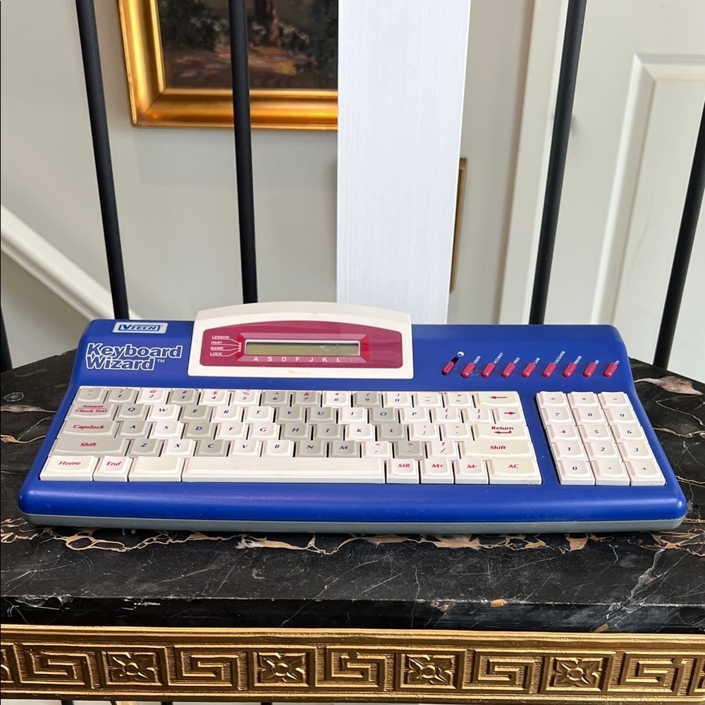 Vintage VTech Smart Play Keyboard Wizard Blue and White As Is Untested
